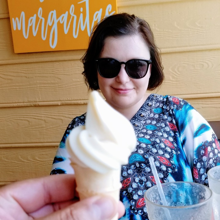 Ice cream at Sunshine Grill - Grand Cayman